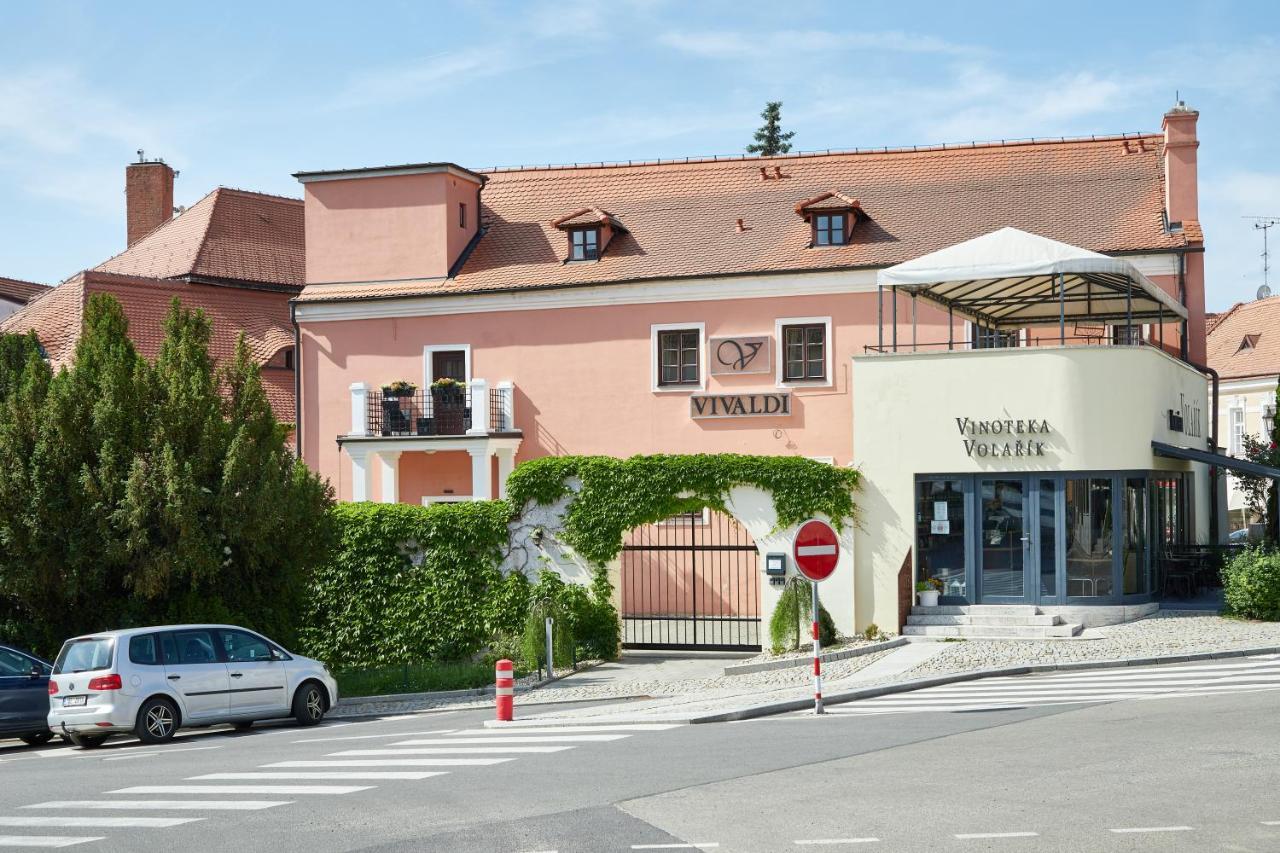 Vivaldi Apartments ミクロフ エクステリア 写真