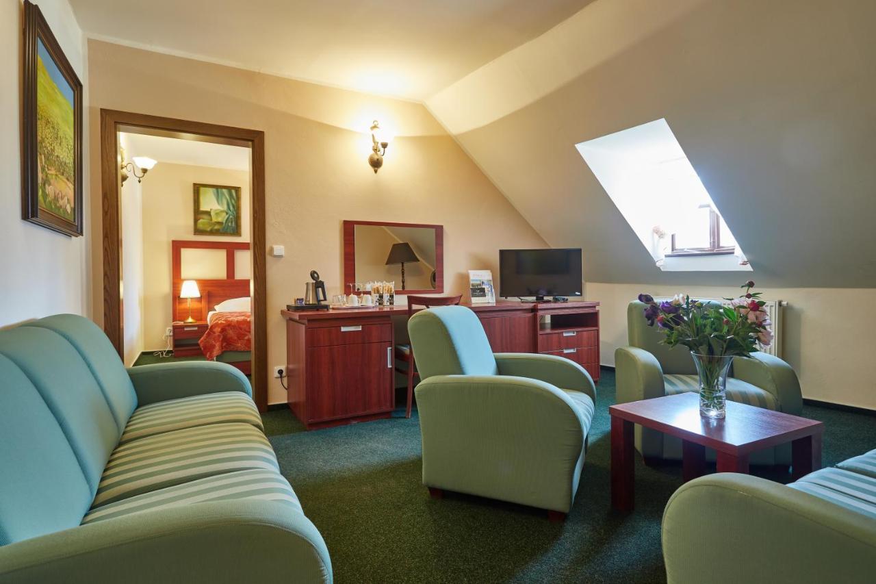 Vivaldi Apartments ミクロフ エクステリア 写真